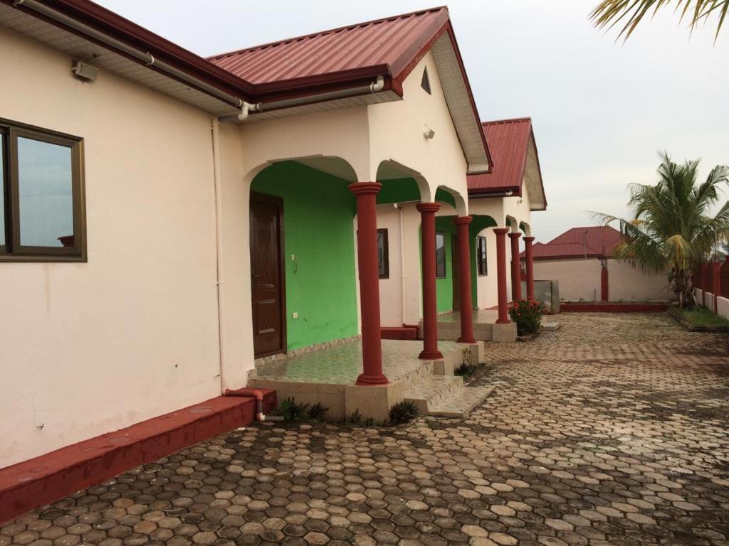 Temaya Cottage Lodge Tamale Buitenkant foto