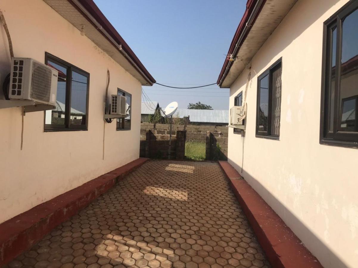 Temaya Cottage Lodge Tamale Buitenkant foto